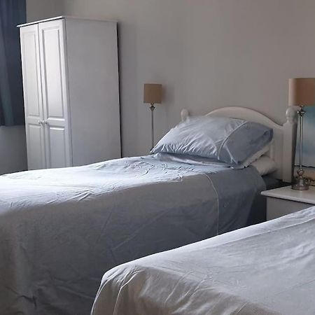 Seafront Apartment, Ground Floor, Free Parking Newcastle  Ngoại thất bức ảnh